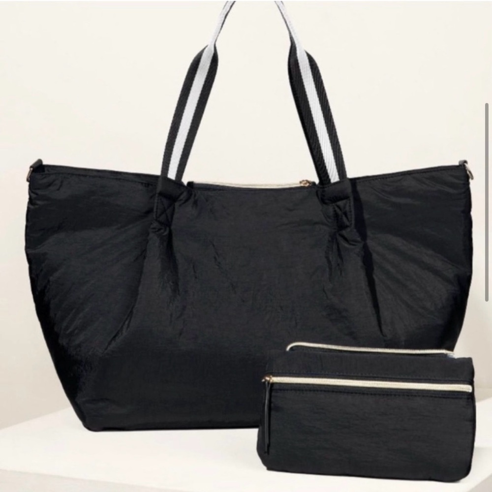 Stella & Dot Zip It Large Tote Black